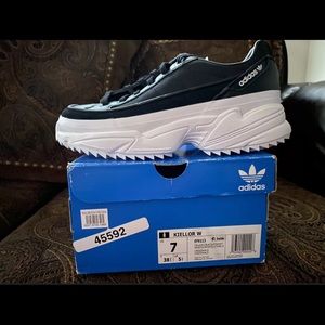 Adidas Women’s Kiellor Size 7